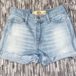 Hollister High Waisted Light-Wash Denim Shorts